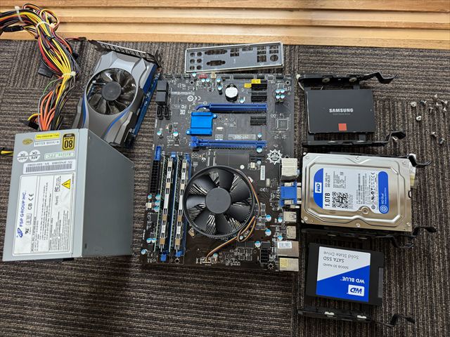 パーツ取り外し